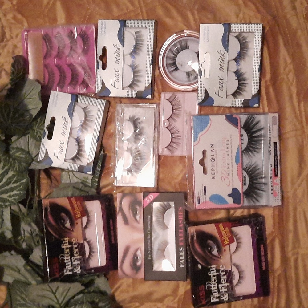 Eyelash bundle